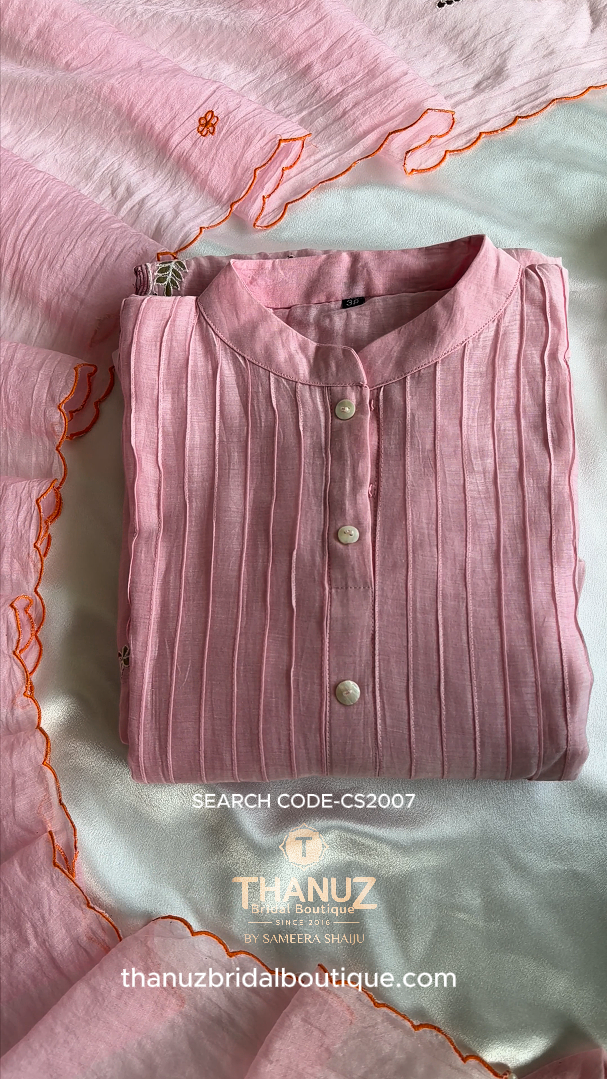 Soft blush elegance with a touch of floral grace CS2007
