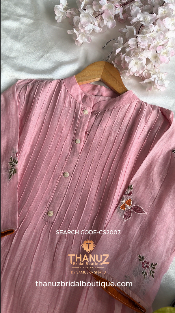 Soft blush elegance with a touch of floral grace CS2007