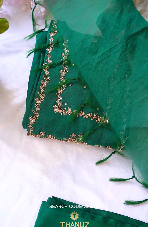 Emerald Green Mal Chanderi Kurta Set with Golden Embroidery CODE: CS2015