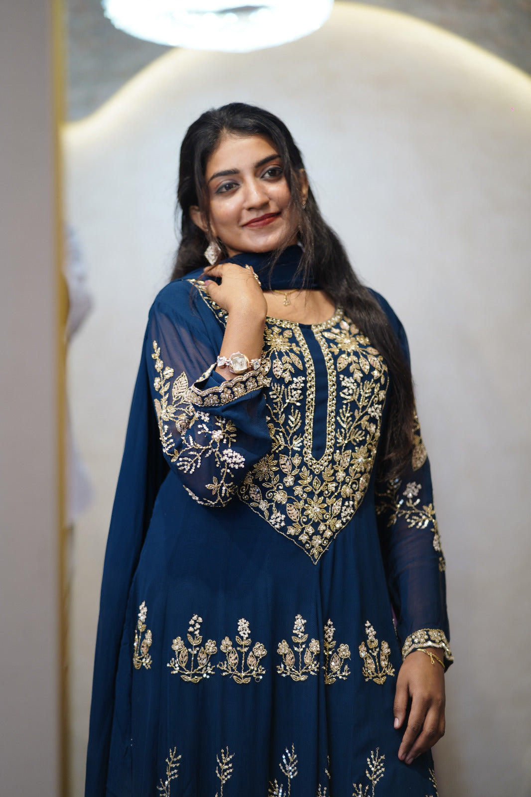 👑Regal Heavily Embellished Anarkali Suit Set Code -4128