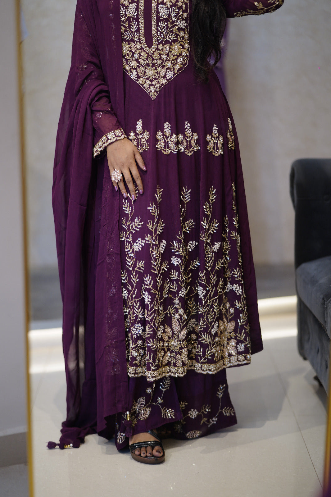 👑Regal Heavily Embellished Anarkali Suit Set Code -4128