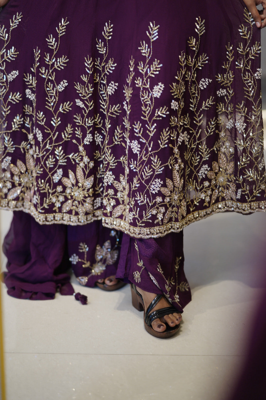 👑Regal Heavily Embellished Anarkali Suit Set Code -4128