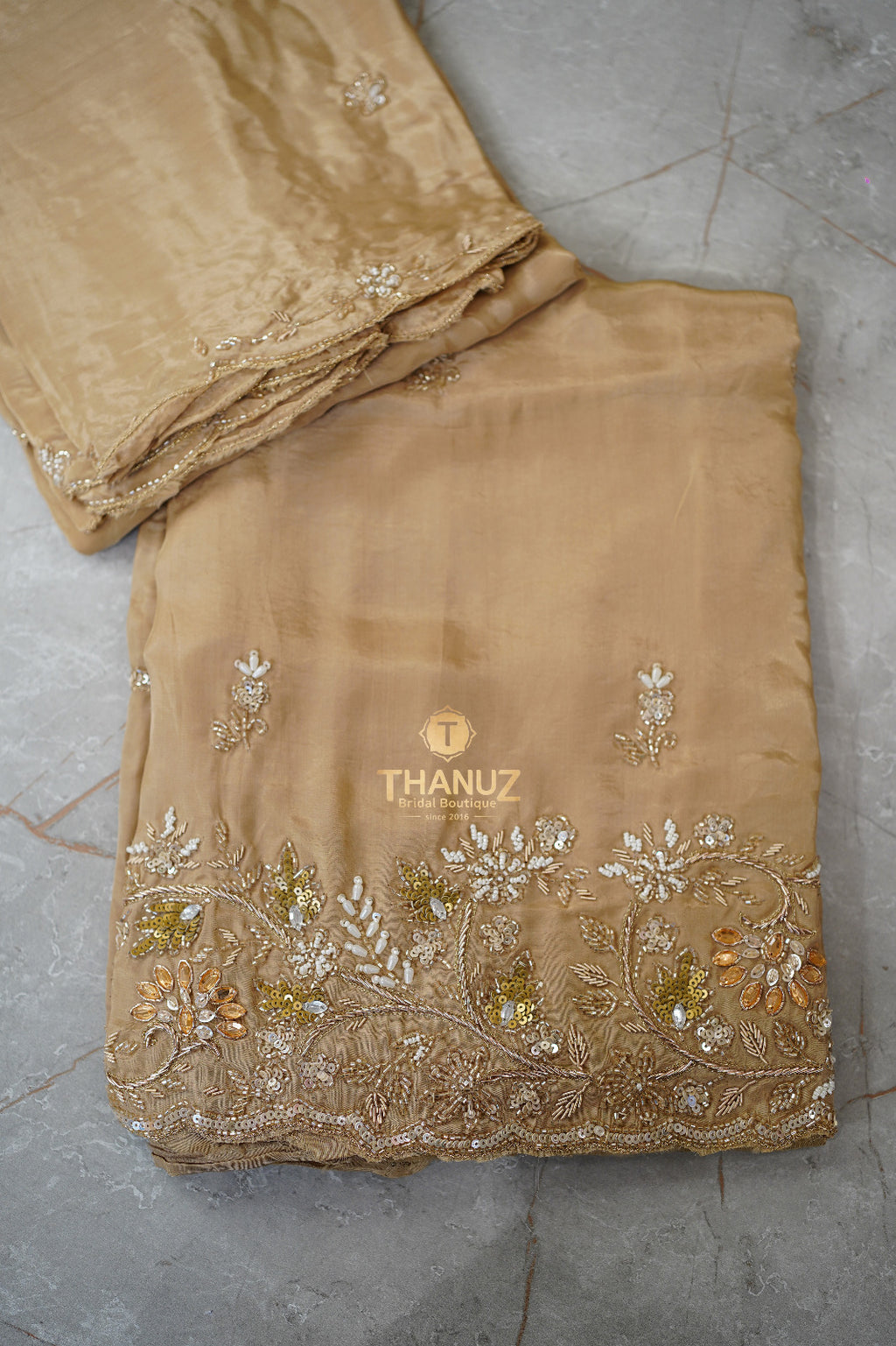 Unstitched Suit Material with Scalloped Dupatta code -1546