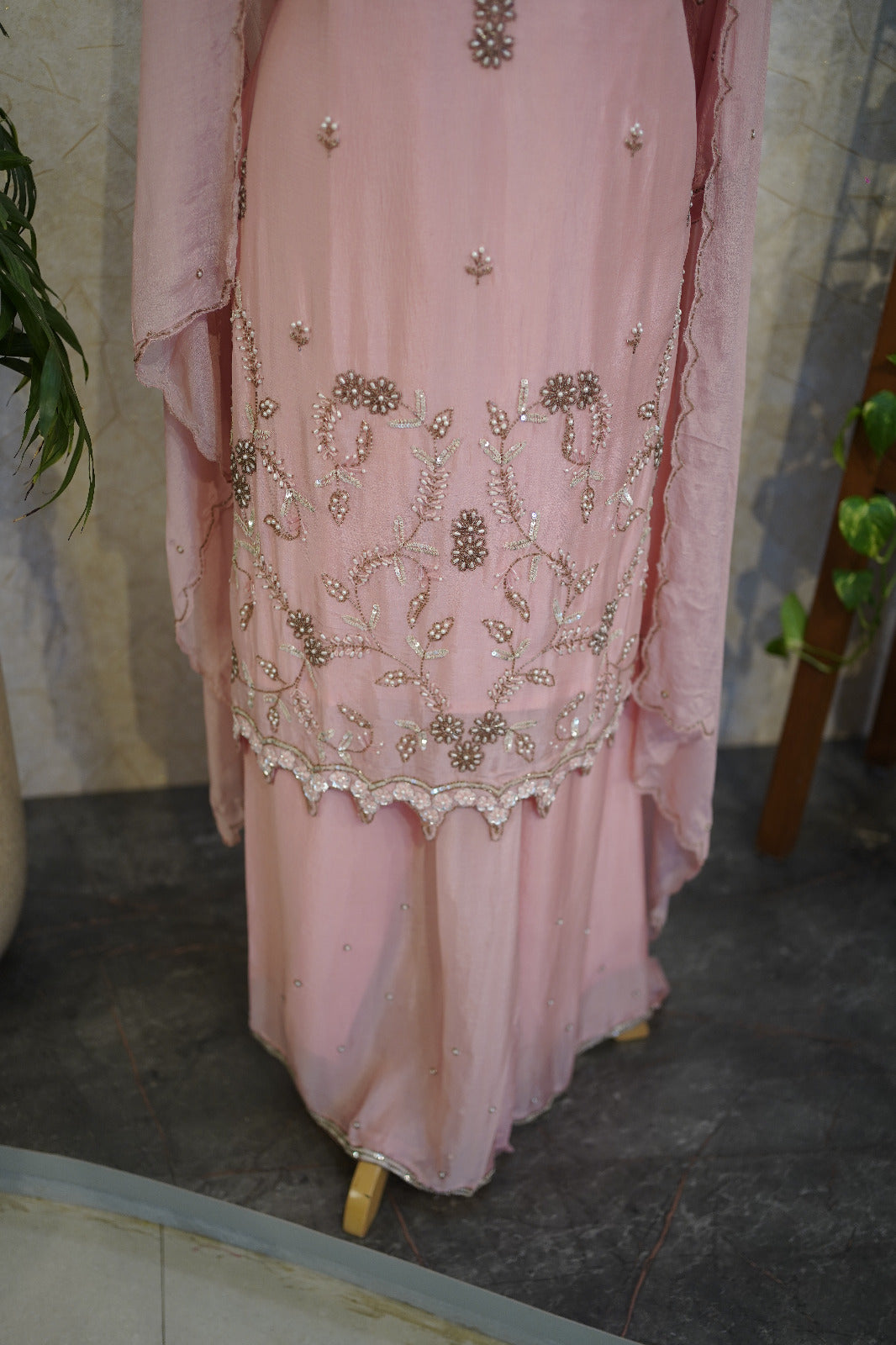 🌸Hand-Embroidered Sharara Set with Scalloped Dupatta-C 2053