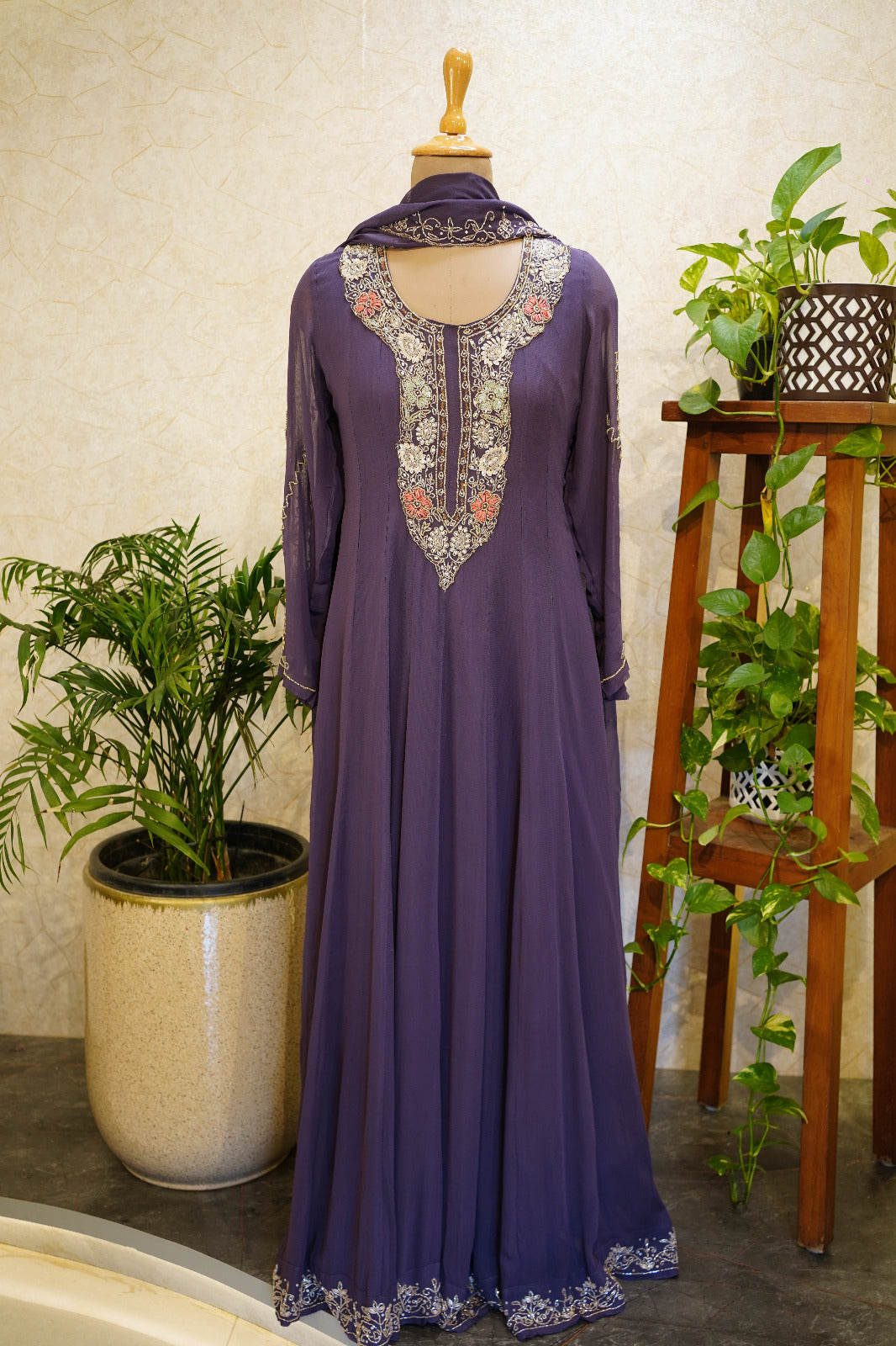 Georgette Anarkali Gown Set (Code: GN-0276)